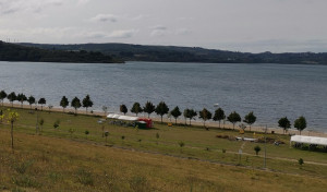As Pontes invertirá 140.000 euros en dotar de servicios la playa del lago