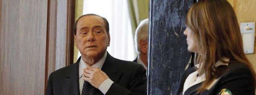 Berlusconi afirma que pagó a las mujeres que acudían a sus fiestas por “altruismo”