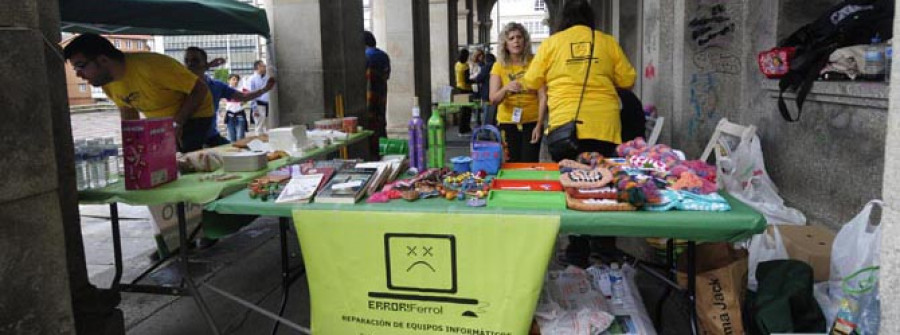 Actividades, música y venta de productos donados en el primer aniversario del colectivo Arraigo