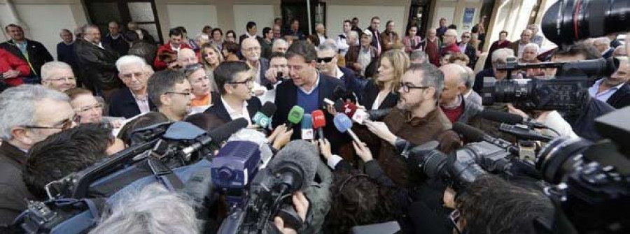 Besteiro acusa a Martínez de estar “en las antípodas políticas” del PSOE