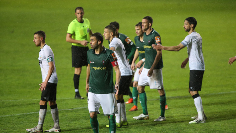 El balón parado como amenaza en las dos porterías