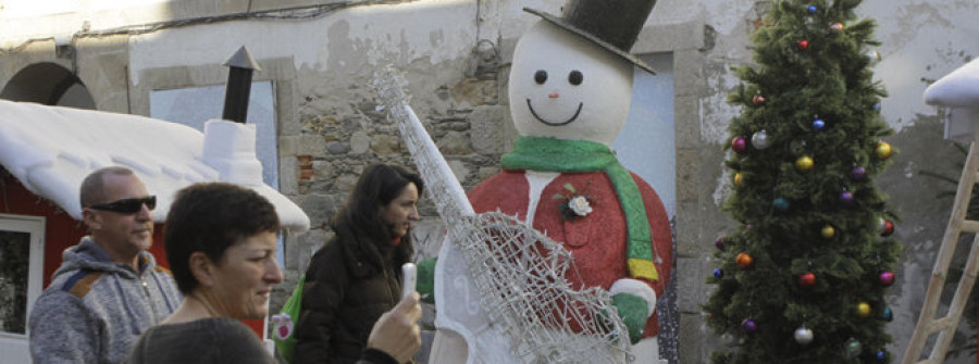 PONTEDEUME.- El poblado navideño abre sus puertas hasta Reyes