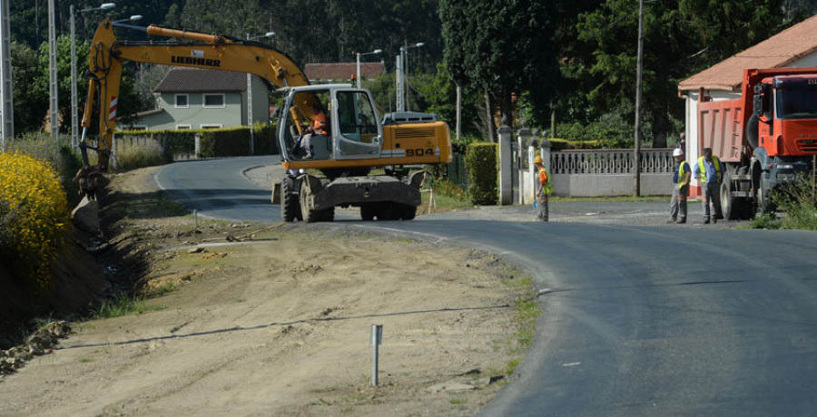 La Diputación anuncia que asumirá el coste de los pasos salvacunetas en las obras del Trece