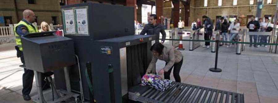 El Adif relaja las medidas de seguridad para que los trenes sean puntuales