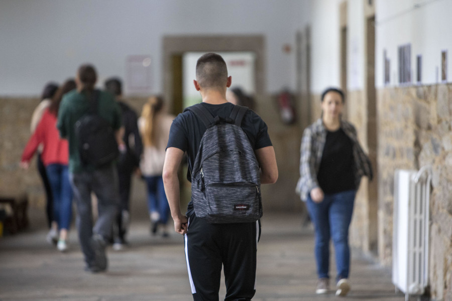 Más de 148.000 alumnos empezarán el curso este lunes en ESO, bachillerato y enseñanzas de régimen especial