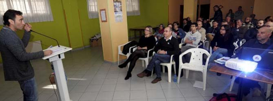 Jorquera incide en Fene en la vital importancia de situar a Galicia en el debate nacional