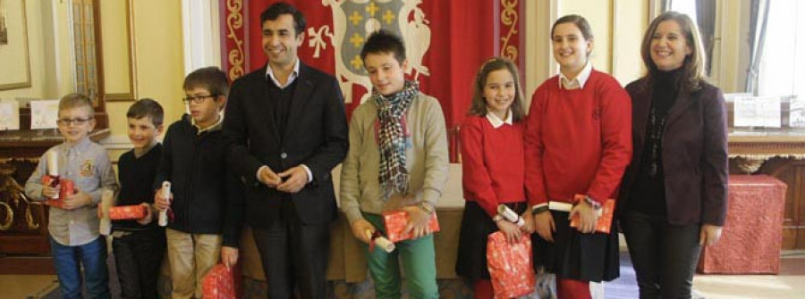 El Concello entrega los premios a los dibujos sobre inmigración
