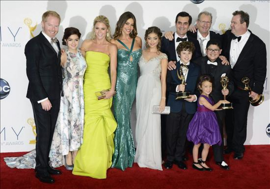 "Breaking Bad" y "Modern Family" parten como series favoritas para los Emmy