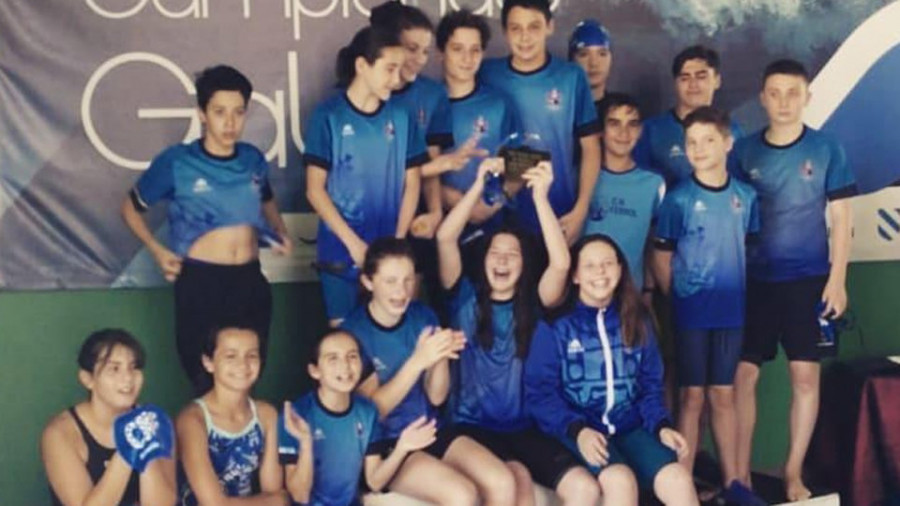 Los alevines del Natación Ferrol repiten éxito