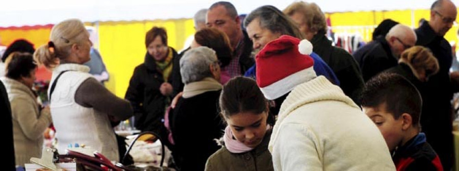Gran afluencia de público en la “III Feira de Nadal do  Val de Esmelle”