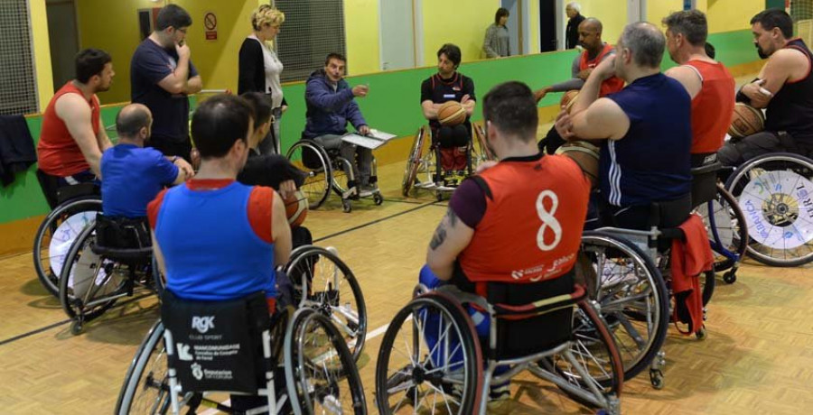 El Abeconsa Basketmi puja por volver a la elite