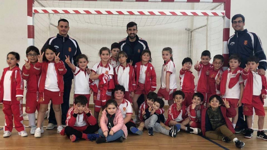 La semilla del balonmano brota de nuevo en el Tirso