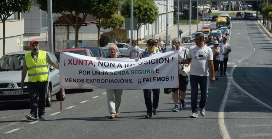 Ferreiro alcanza el compromiso de la Xunta de retomar el diálogo en O Val
