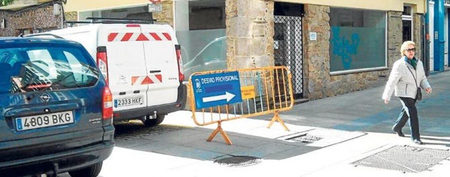 Abren al tráfico dos tramos de calles peatonales para paliar los cortes en los cruces de Sol