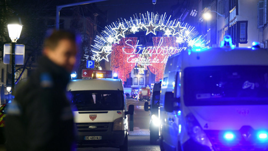Al menos dos muertos y once heridos en un tiroteo en Estrasburgo