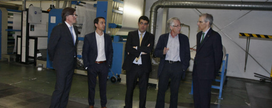 Conde destaca la apuesta de Galicia Textil por la calidad e innovación de sus productos