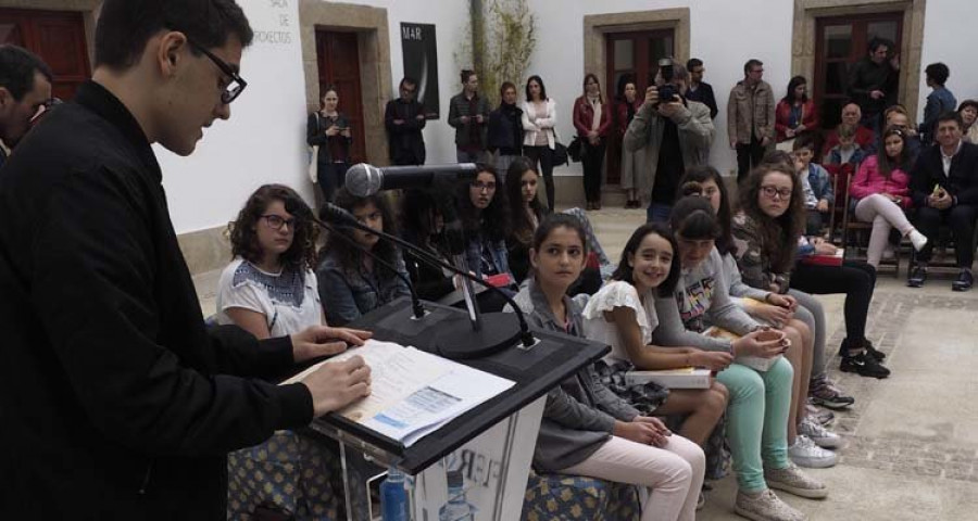 El tercer certamen Carmela Loureiro premia la creatividad literaria de los más jóvenes