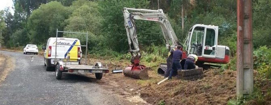 NEDA - El Concello acondiciona siete kilómetros de pistas