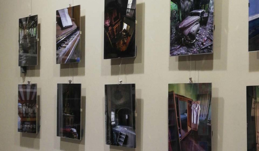 Exposición de fotografía urbex de Carlos Muíños en el establecimiento A Vella Fábrica de Lapis