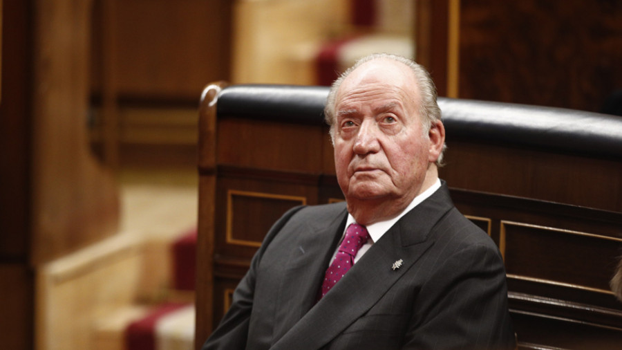El Gobierno desconoce si el rey Juan Carlos viajará a España por Navidad