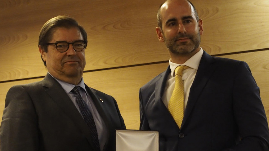 Charly Suárez valora a los minoritarios al recibir el Premio UDC