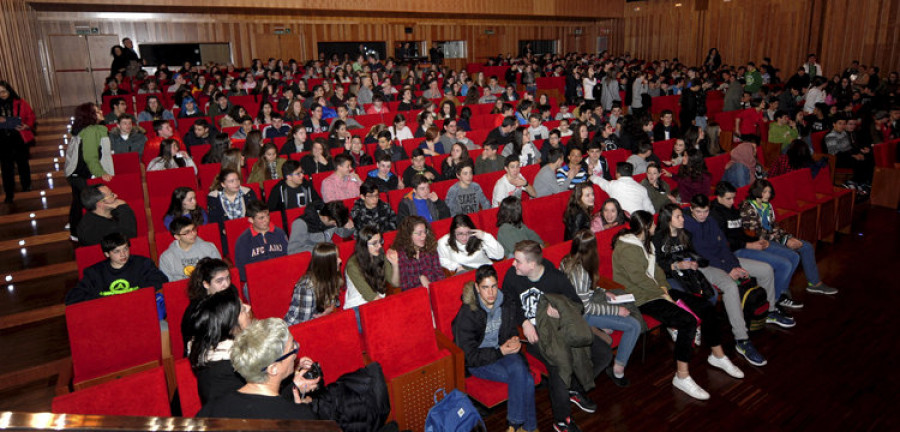 O Auditorio ofrece mañá unha cita co galego e a música co  festival “A Mocidade coa Lingua”