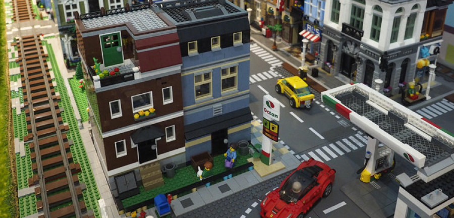Miles de personas han visitado ya la exposición de Lego en Parque Ferrol