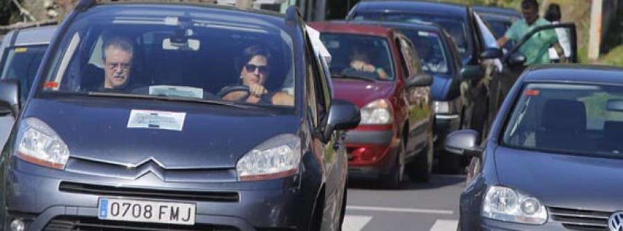 ARES-Caravana de coches para exigir que se ejecute el proyecto del vial de Chanteiro