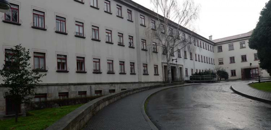 La UDC ya cuenta con una nueva empresa para la seguridad del campus de Ferrol