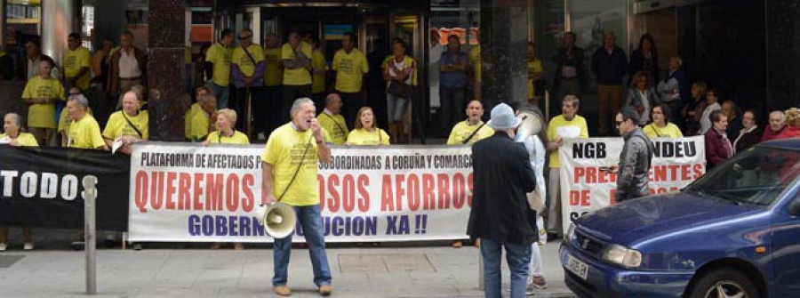La banca española lanza su ofensiva por NCG frente a los fondos extranjeros