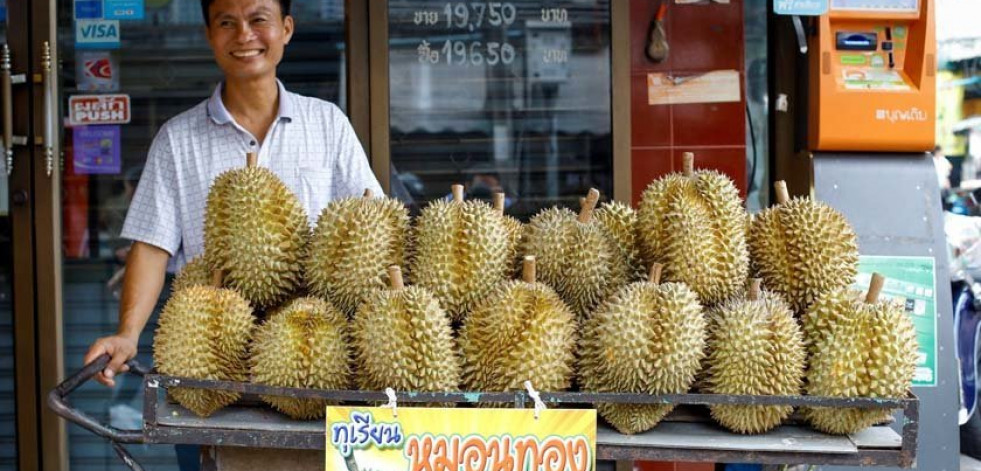 El durian, la fruta apestosa que levanta odios y pasiones