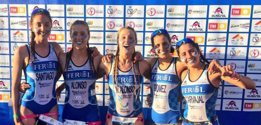 El Triatlón Ferrol revalidó su título de campeón