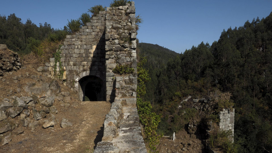 El castillo de Naraío afronta las obras de la tercera fase de consolidación
