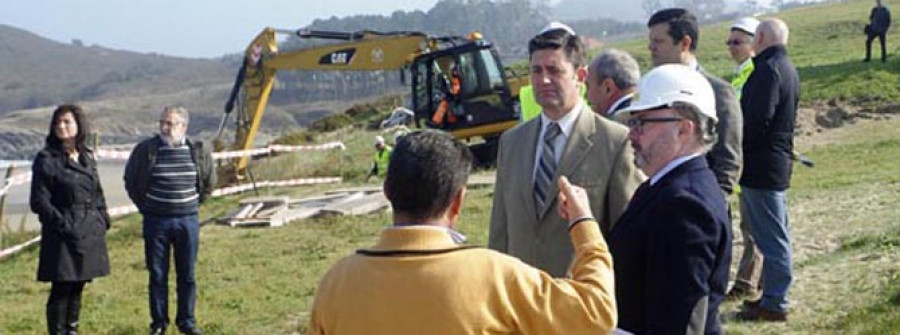 Samuel Juárez supervisó las obras en las playas de Pantín y O Picón