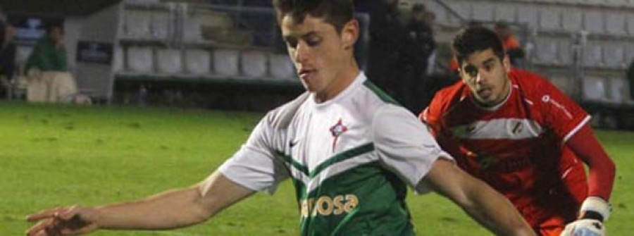 El Racing se adapta por las ausencias