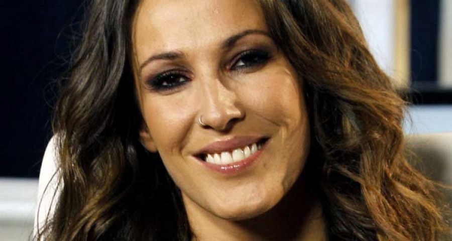 Malú se va de escapada romántica con Gonzalo Miró en medio de la gira