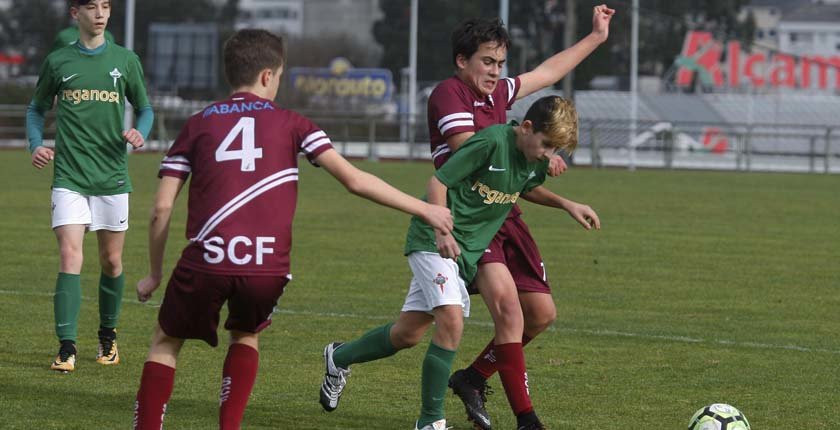 El Racing juvenil entra en puestos de ascenso tras vencer al Porriño