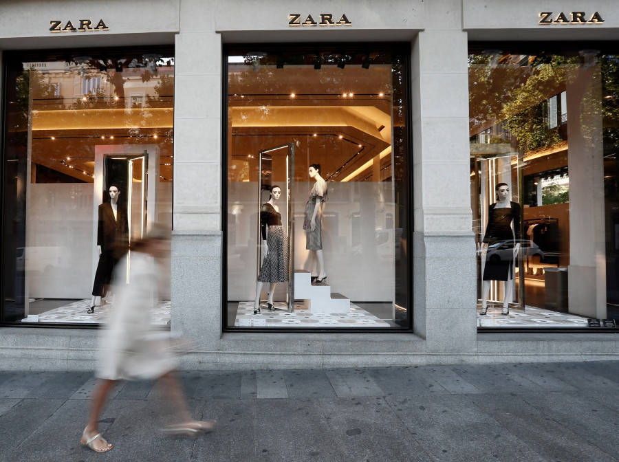 Inditex bate su récord de beneficios con 1.549 millones y el de ventas con 12.820