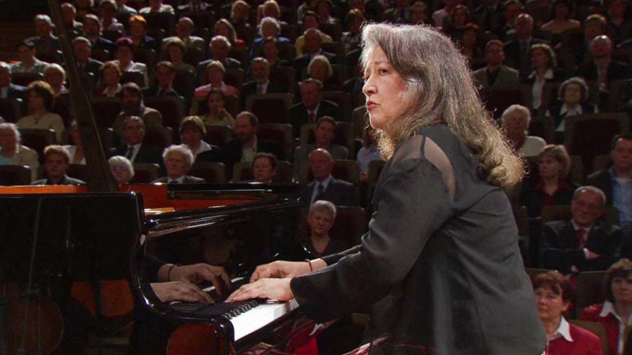 La legendaria pianista Martha Argerich ofrecerá un concierto en el Auditorio el próximo abril