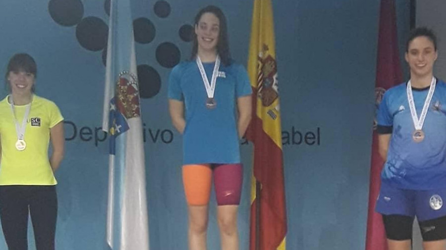 Clara López debuta en Santiago con su primera medalla absoluta