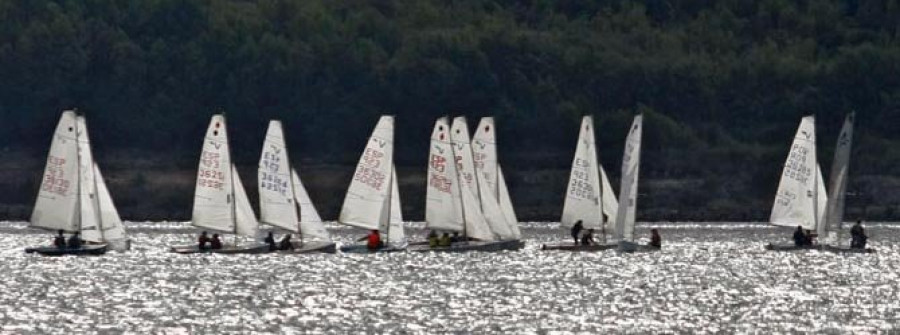 La LGT quiere llevar las traineras al lago pontés