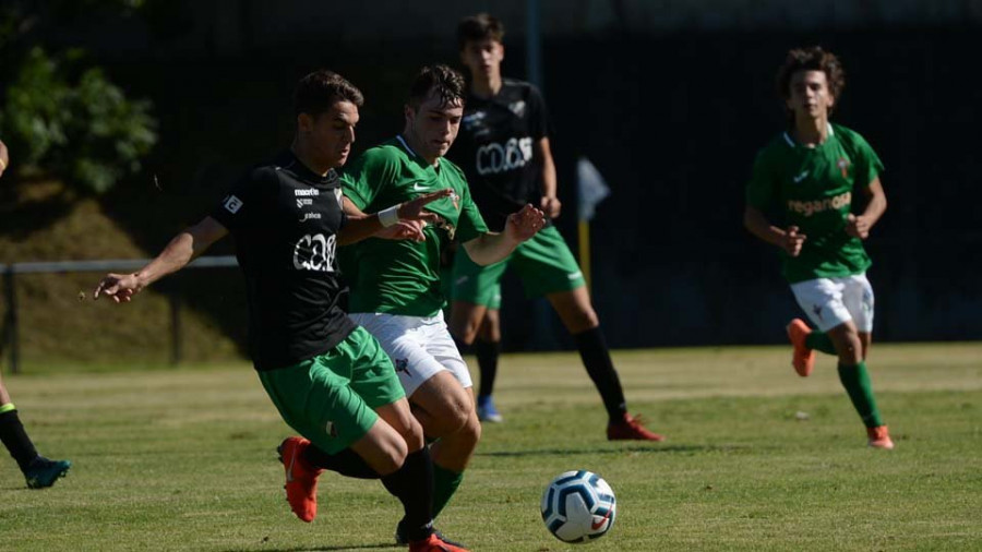 El Racing recibe a un Real Oviedo que está invicto