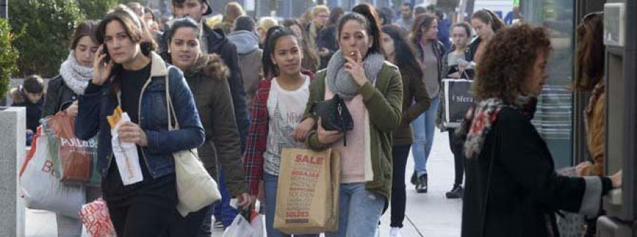 Galicia pierde más de 8.300 habitantes en el primer semestre del año