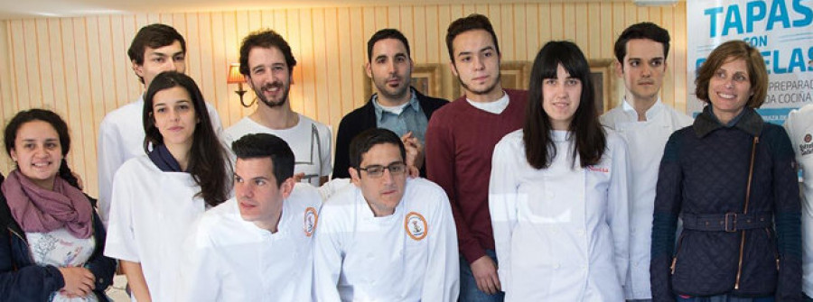 Dos alumnos de la escuela de hostelería de la Armada ganan el premio Tapas con estrela