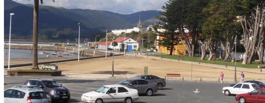 ORTIGUEIRA - El Ayuntamiento proyecta un parque de agua en la explanada del puerto