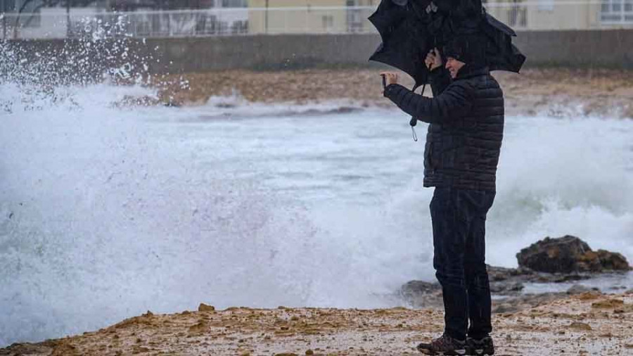 Las nevadas causadas por el temporal Gloria dejan una víctima mortal en Asturias