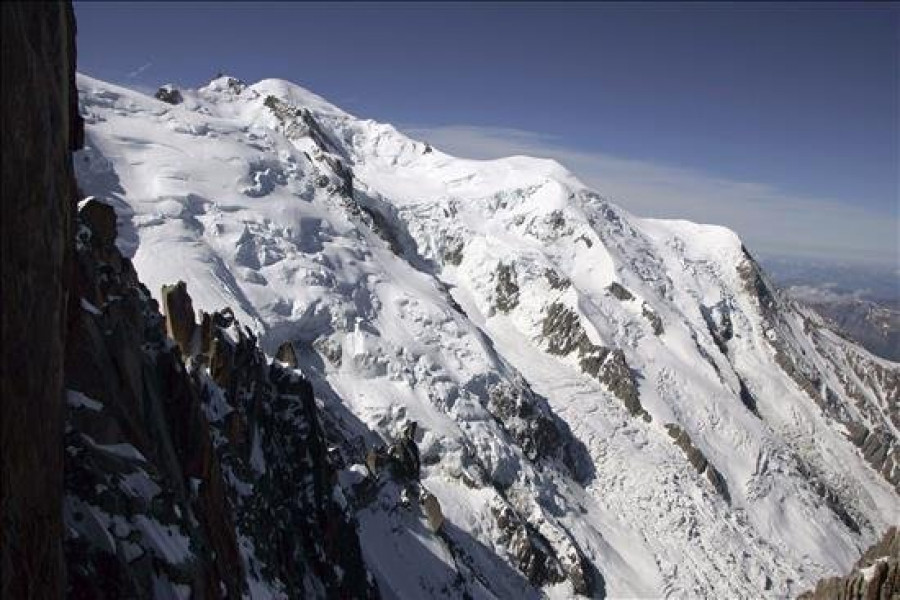 Mueren tres alpinistas en el macizo del Mont Blanc