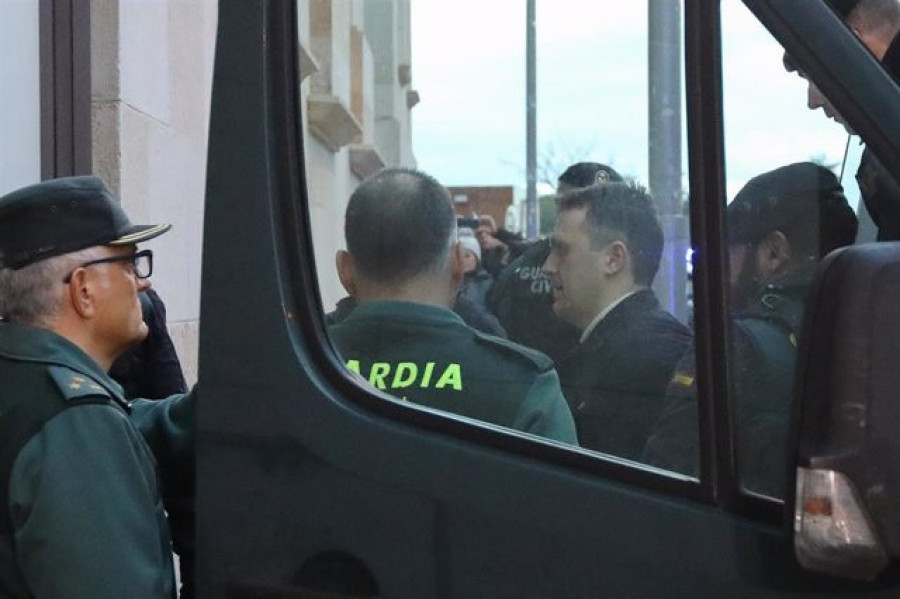 El Supremo revisará la sentencia que absolvió a dos tuiteros que descalificaron a guardias civiles asesinados en Teruel