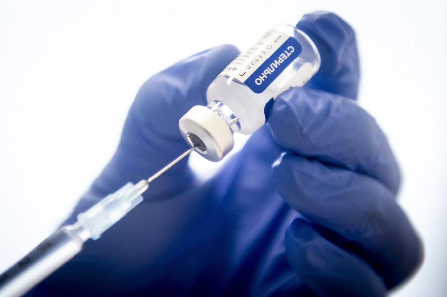 Rusia registra su tercera vacuna anticovid