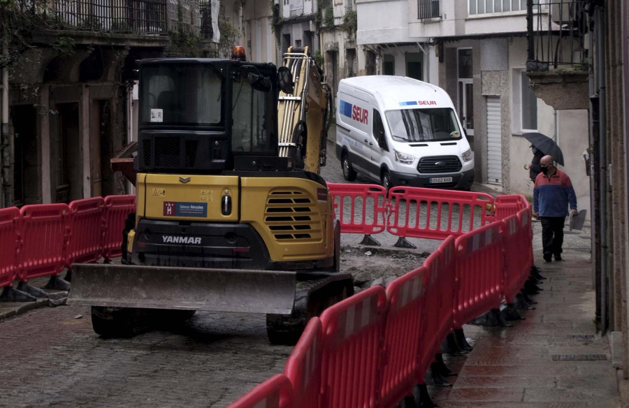 El avance de las obras de Espartero pone en marcha un nuevo plan de tráfico en la zona